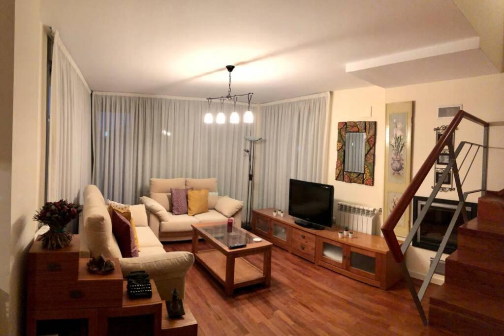 Las Margas Golf Estupendo Unifamiliar Adosado Sabiñánigo Extérieur photo